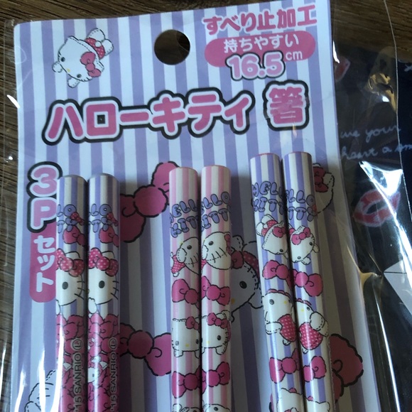 HELLO KITTY-NWT Chopsticks & Pouch Bundle - Picture 6 of 10